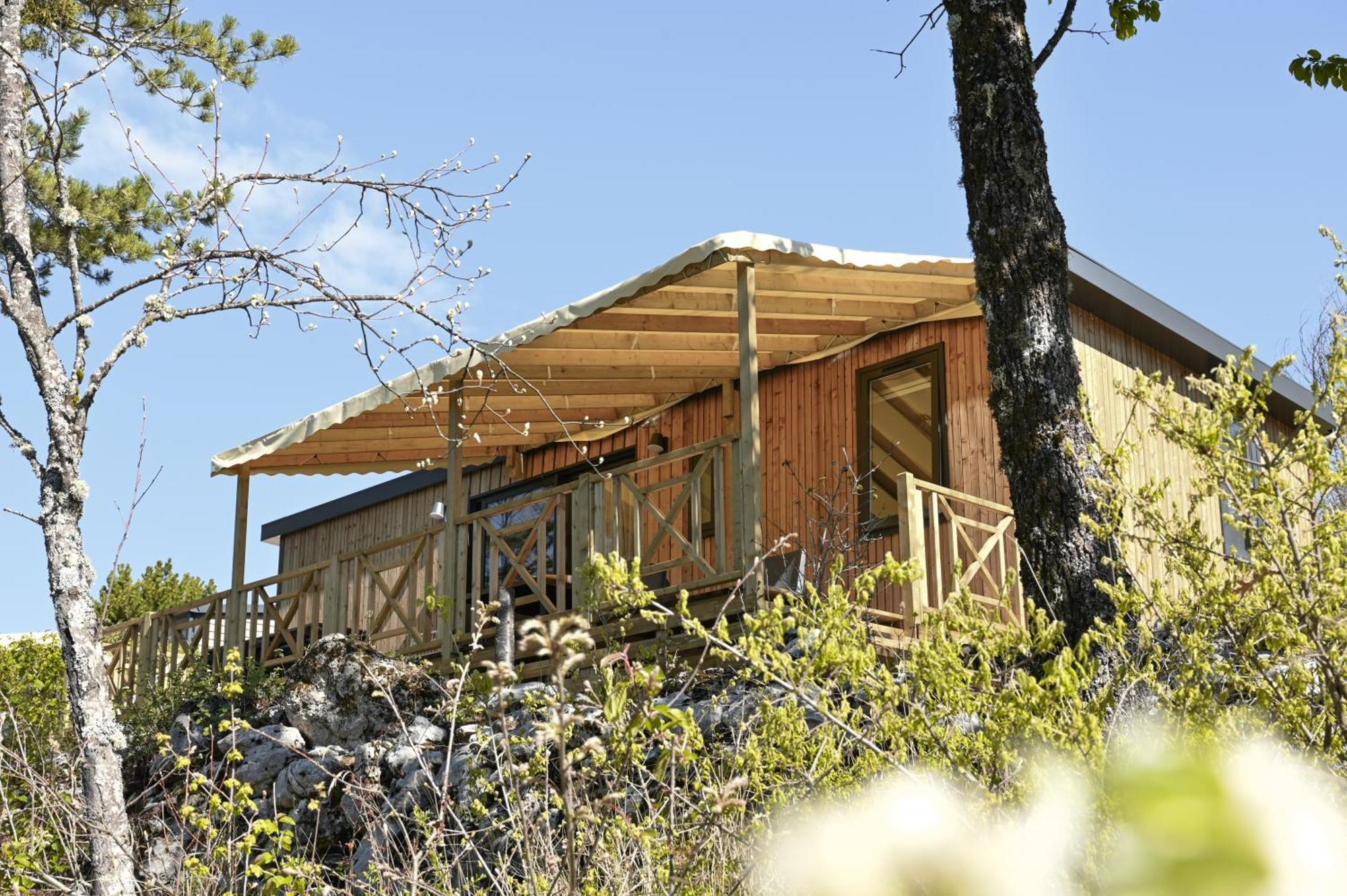 Camping Rcn Les Collines De Castellane Exterior foto