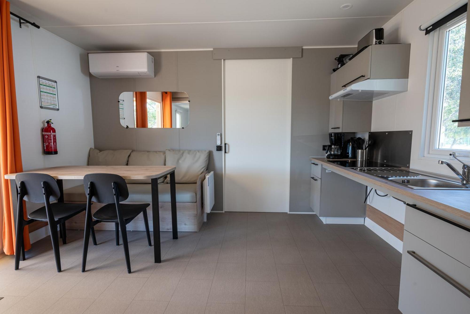 Camping Rcn Les Collines De Castellane Zimmer foto